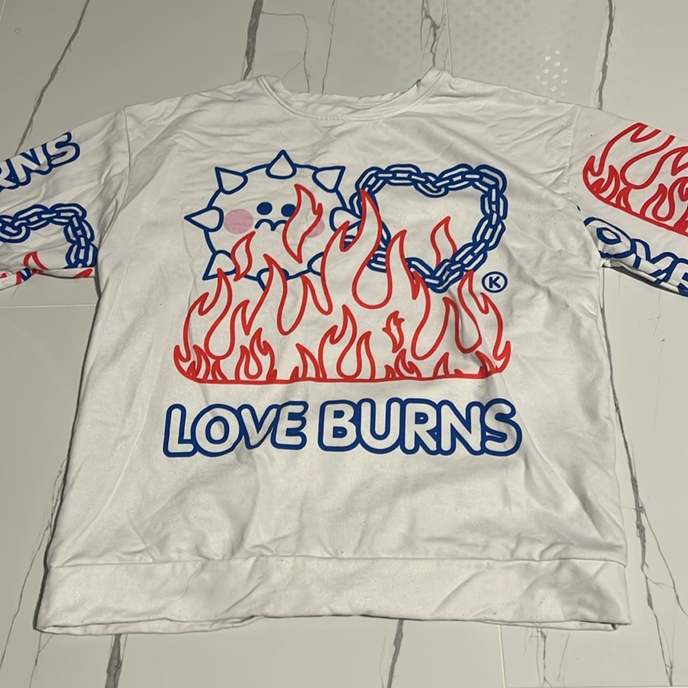 Long sleeve shirt in good condition hardly ever worn